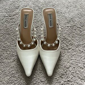 Steve Madden Cream Pearl-Embellished Mules